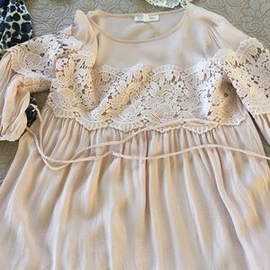 Jessica Simpson Maternity too